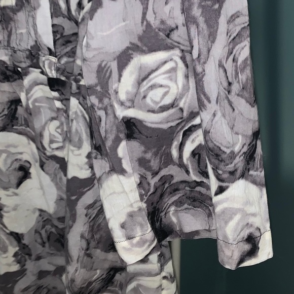 Floral Blouse - Picture 4 of 7